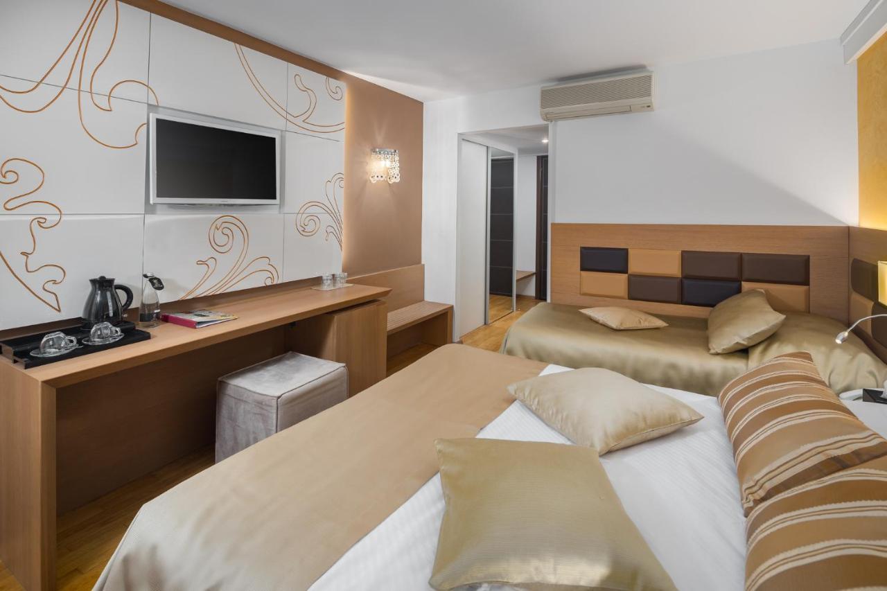Hotel Cittar Novigrad Istria Eksteriør billede