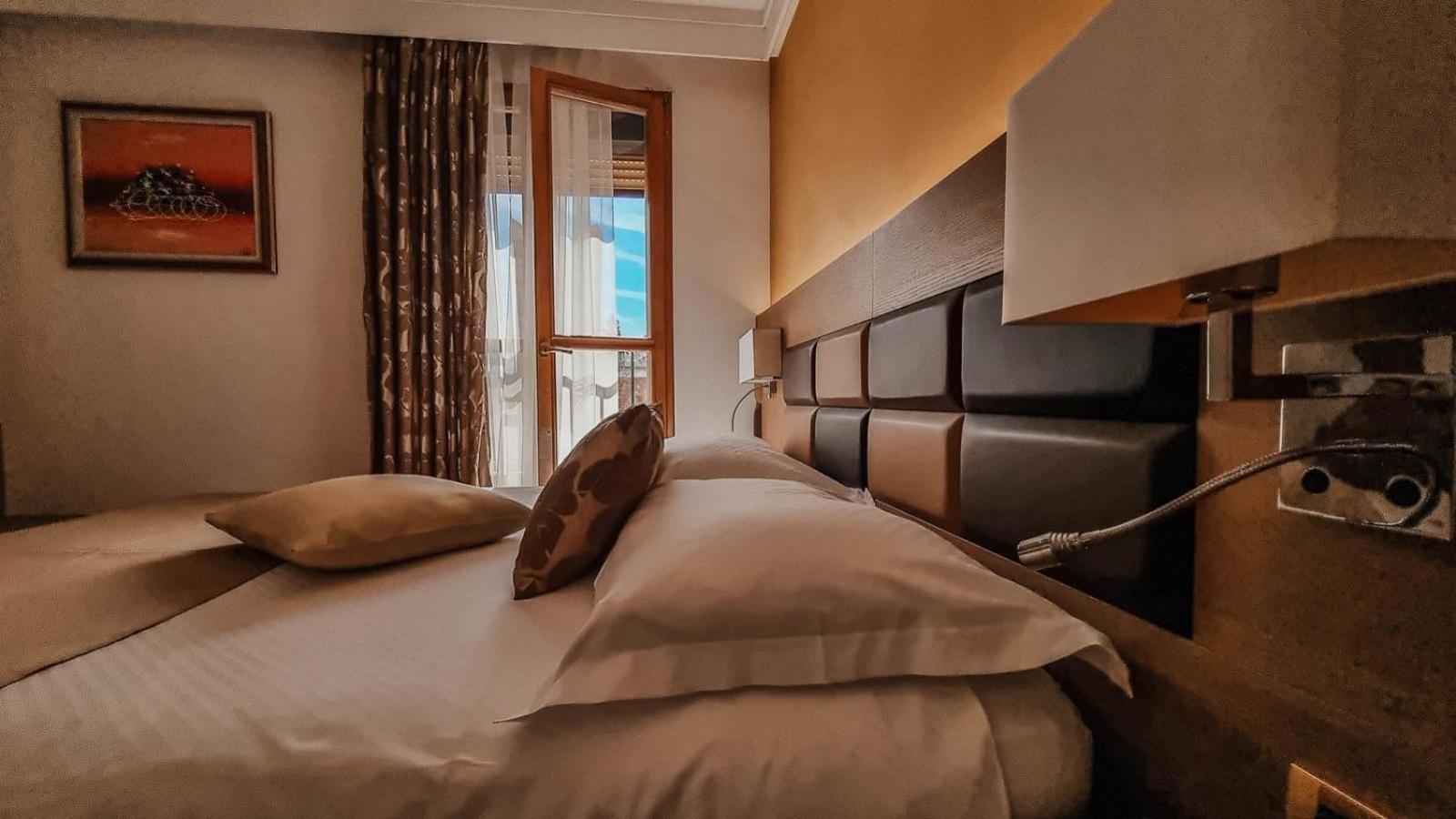 Hotel Cittar Novigrad Istria Eksteriør billede